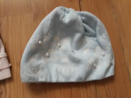 Dievčenské čiapky m, <50