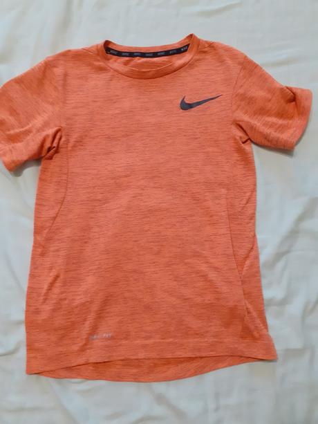 Tričko, nike,134