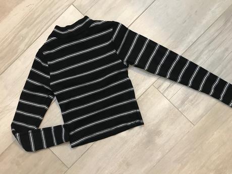 Triko so stojačikom v štýle crop, new look,140