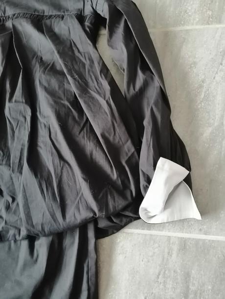 Dizajnérske čierne šaty danieladallavalle, vs, s