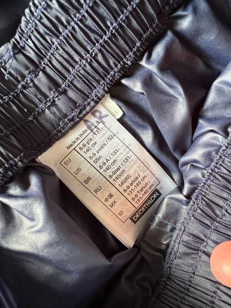 Detske nohavice do dazda, decathlon,134