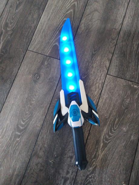 Max steel turbo meč, 