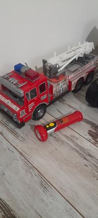 Hasičské auto,