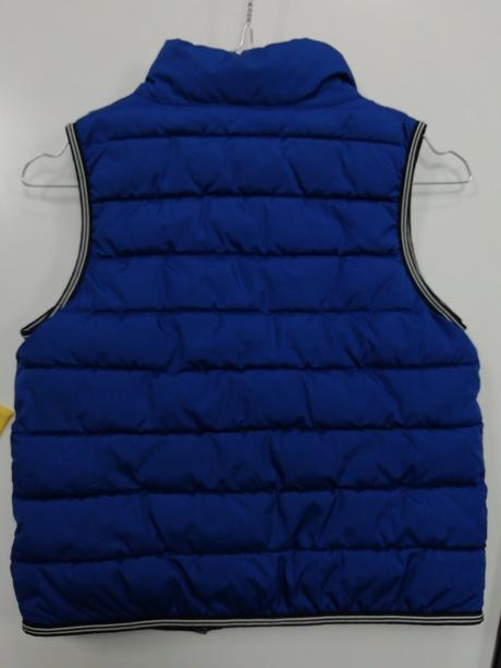 Modrá vesta, gap,122