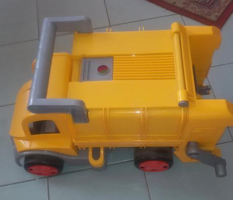 Veľké smetiarske auto, 