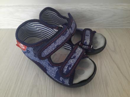 Papučky ren but (vd 14 cm), ren but,23