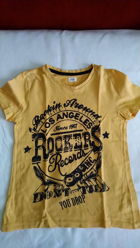 Balík chlapčenských vecí 122-128, 122–134