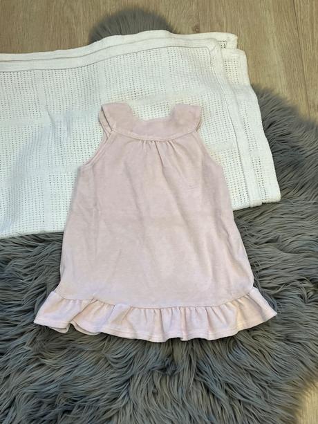 Dievčenské zamatové šaty so zajačikom (9-12 mes.), marks & spencer,74
