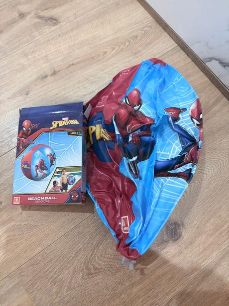 Disney rukávniky a kolesa na plávanie,