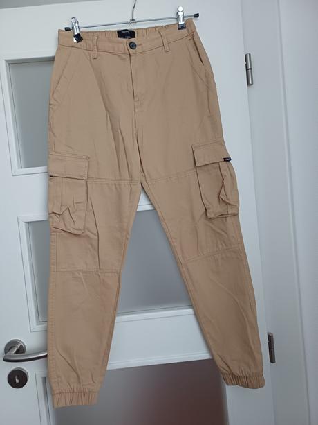 Nohavice, bershka,s