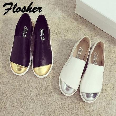 Cierno zlate topanky, 37