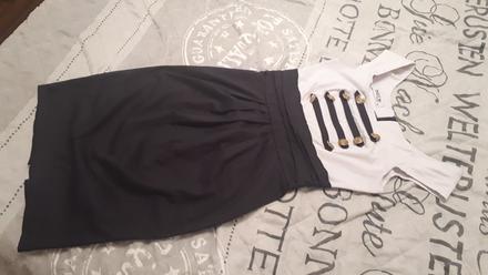 Spolocenske saty, 36