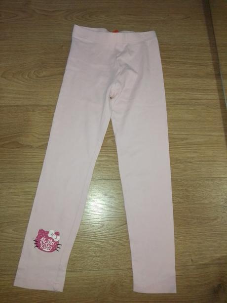 Legíny 122/128, hello kitty,122