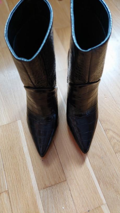 Dámske čižmy, reserved,38