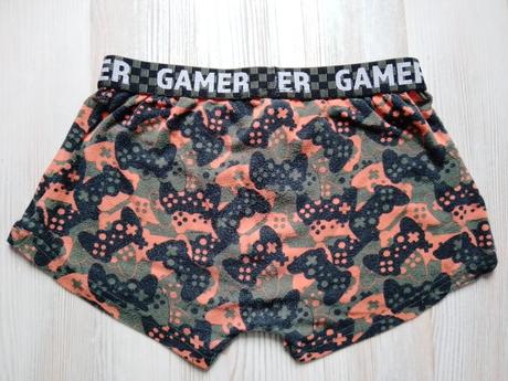 Chlapčenské boxerky, chapter young,158