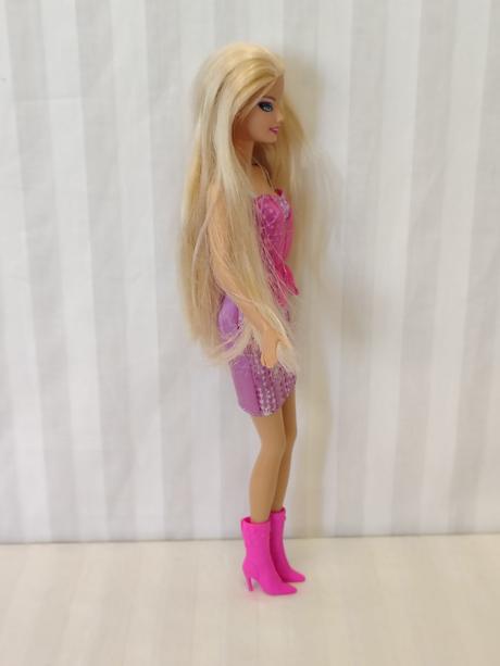 Zb. bábika barbie fashionistas glam mattel 2012,