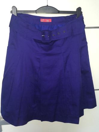 Skladaná sukňa, 40