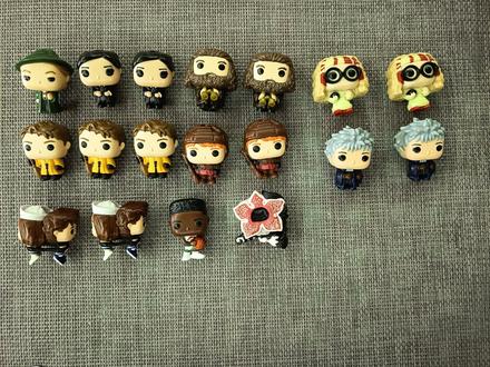 Harry potter a stranger thinks z kinder joy., 