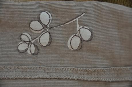 Menčestrové nohavice tout compte fait, 80