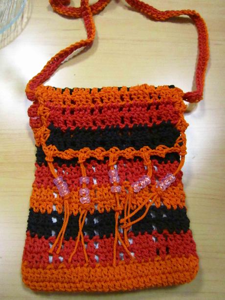 Háčkovaná taštička, 