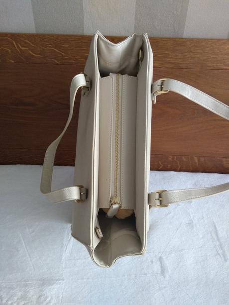 Minimalistická kabelka,