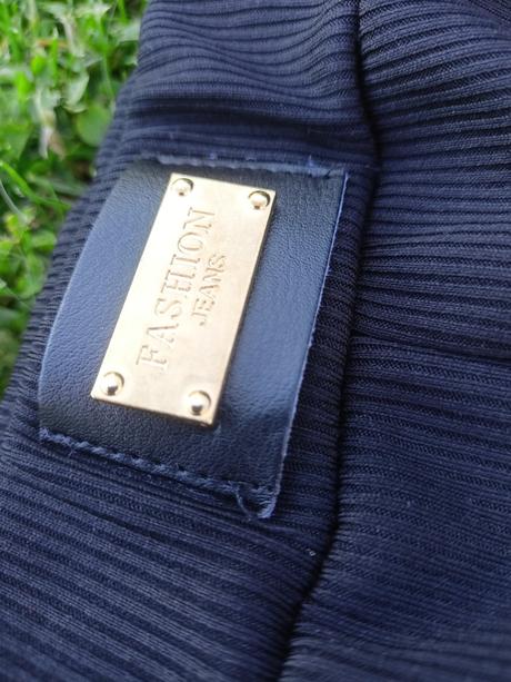 Dievčenské nohavice, 134