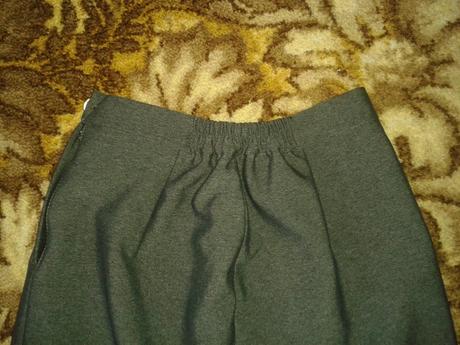 Kostým, 3 dielny, 40