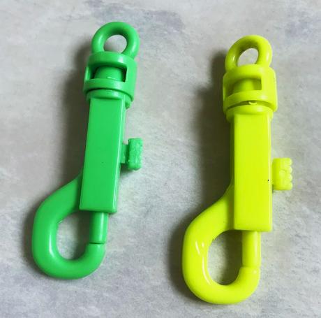 Neónkové plastové karabínky 2ks, 