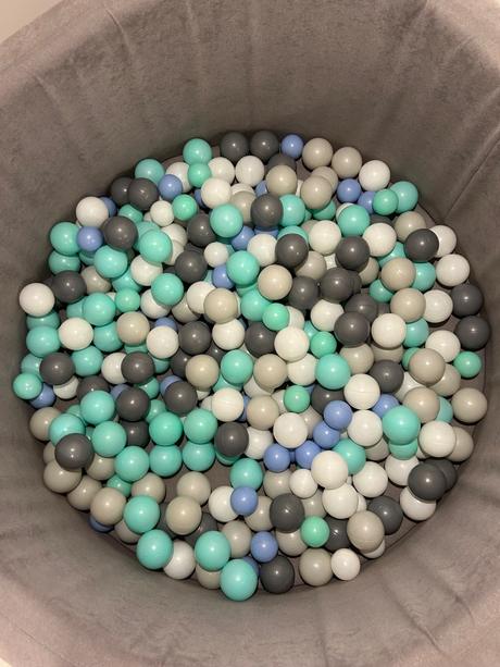 Suchý bazén s loptičkami, 