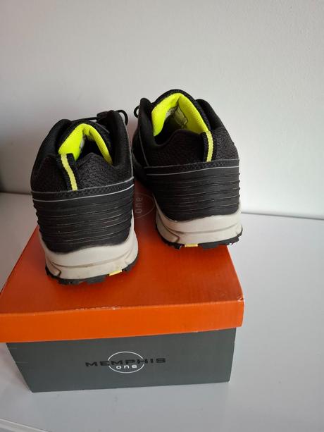 Chlapcenske turisticke topanky, 41