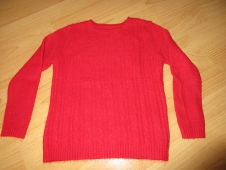 Červený svetrík., 110