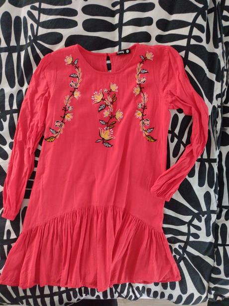 Predĺžený top, sinsay,xs