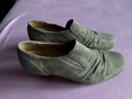 Slušné topánky, 38