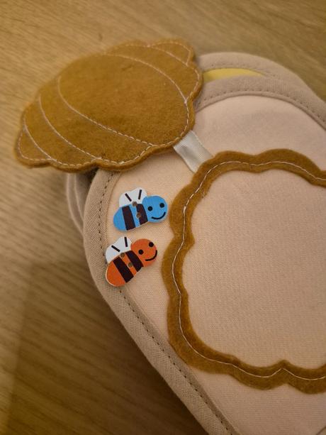 Baby book - quite book,