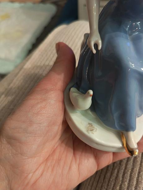 Royal dux soška popoluška, 