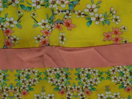 Kvalitne velmi pekne letne šaty, zara,140