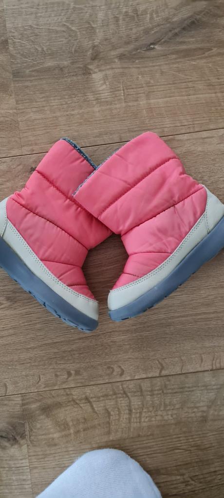 Little blue lamb, little blue lamb,26