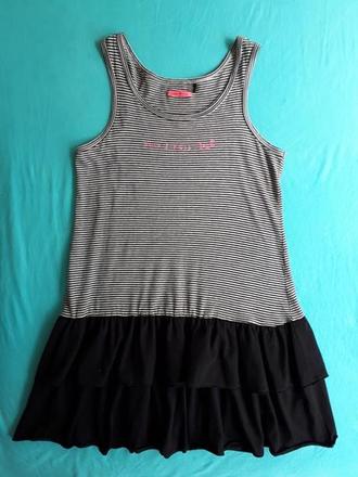 Pasiklave cierno- biele saty, 134