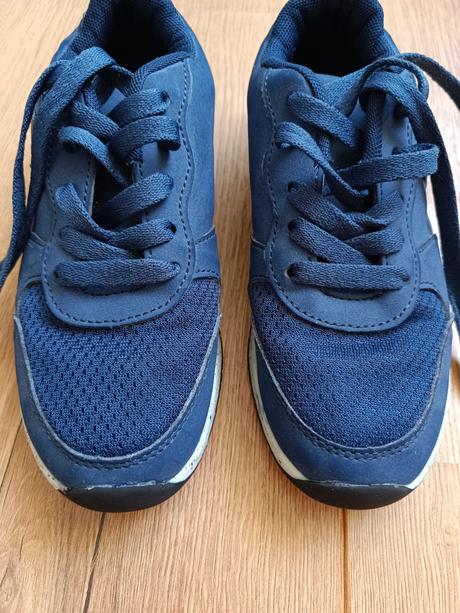 Tmavomodre tenisky 32, pepperts,32