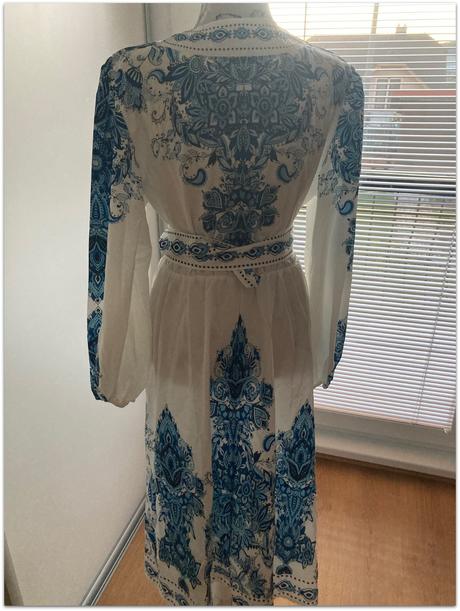 Vzorované midi šaty s opaskom, l