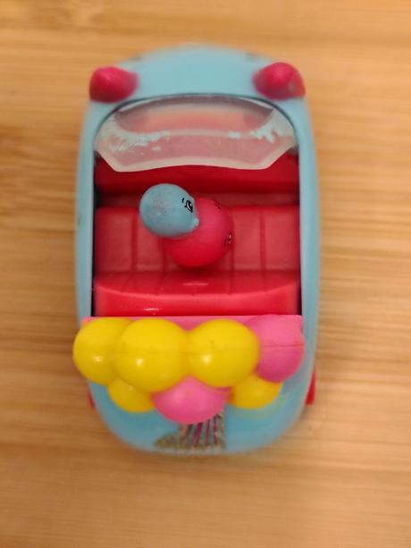 Modré autíčko bumper balloons, mcdonald's 2019, 
