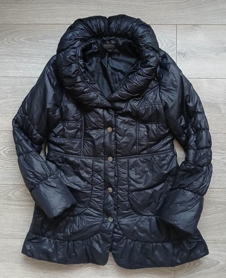 Cierna prechodna bunda, l