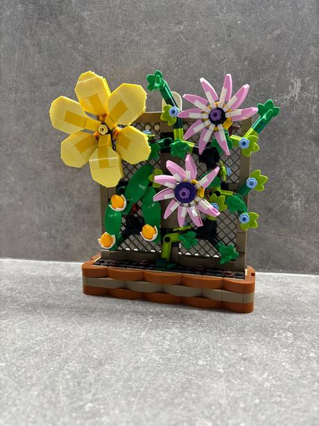 Lego 40683 kvetinová treláž, 