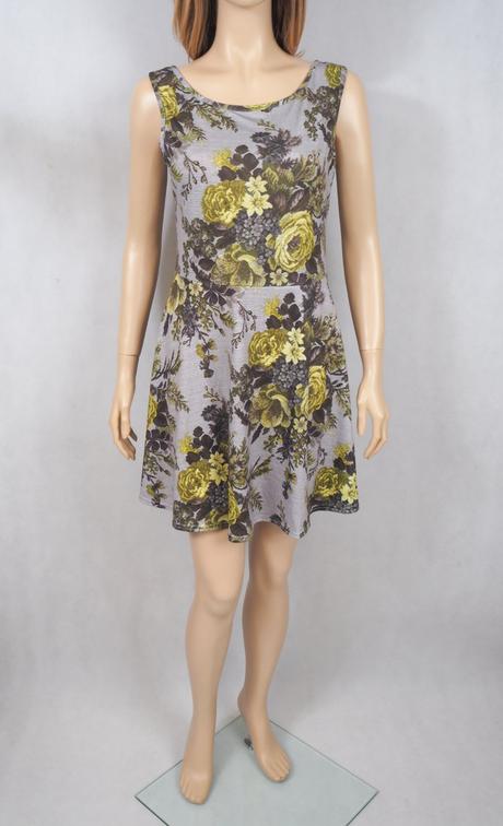 Kvalitné letné šat miso, 42