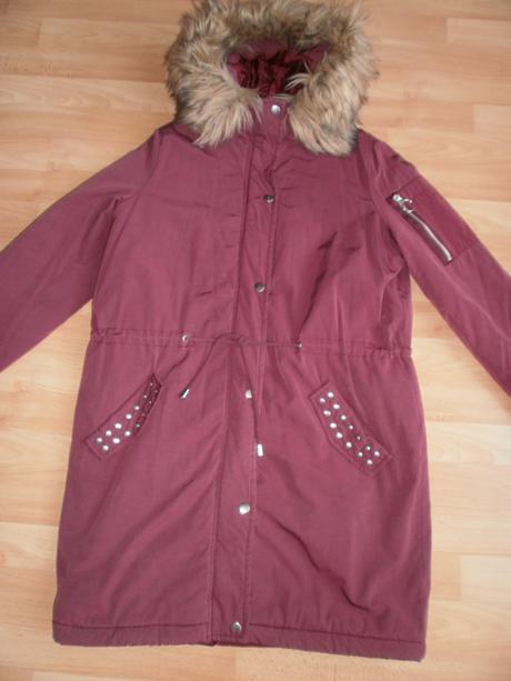 Hrubá bunda s kapucňou, gate,38
