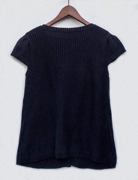 Čierna pletená vesta, l