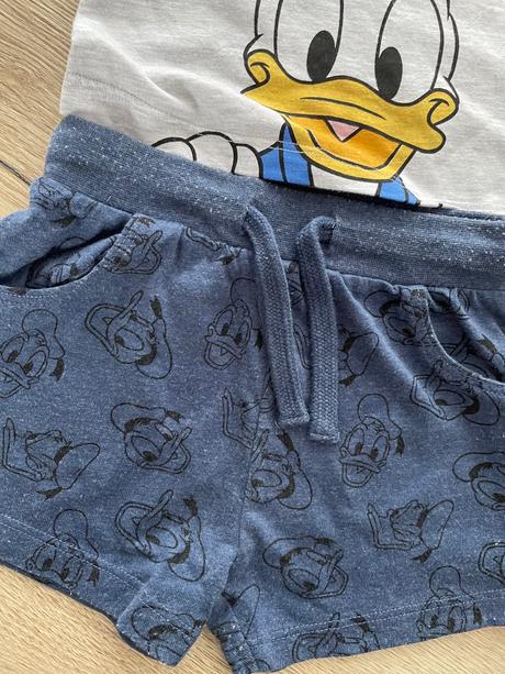 Kratase a tričkom, f&f,68