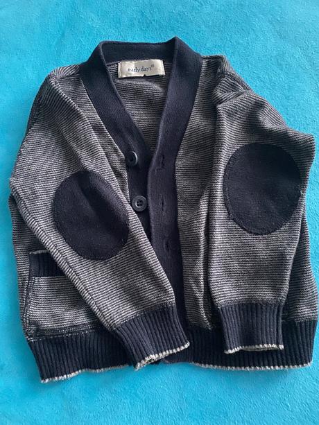 Elegantny svetrik, 80