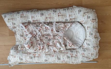 Perinka (zavinovačka)+hniezdo, 