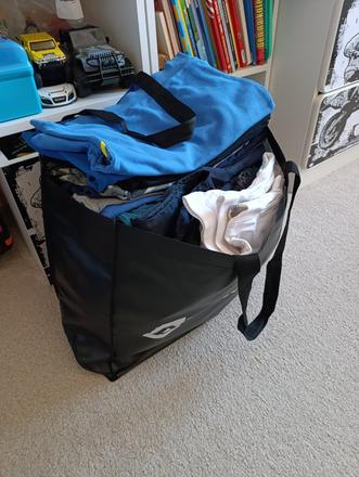 Balík oblečenia, 104–116